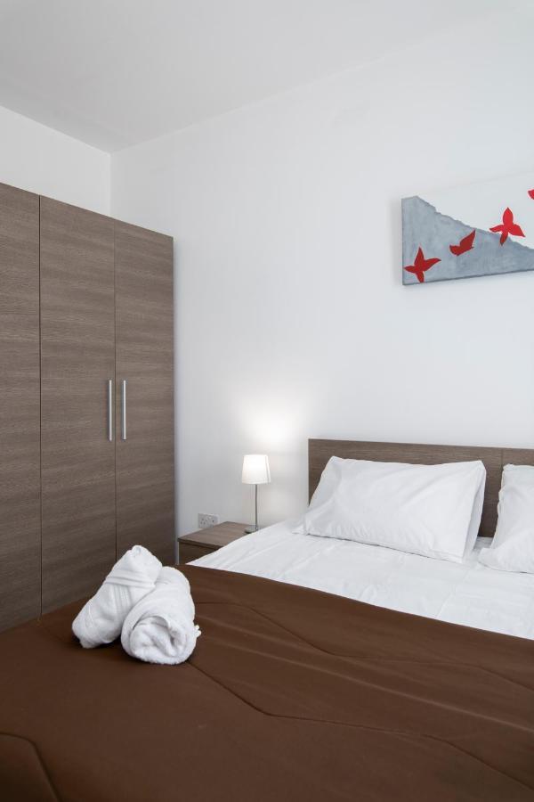 Sea View Apartment 2 Bedrooms 2 Bathrooms, 2 Minutes Away From The Sea Saint Julian's Eksteriør billede