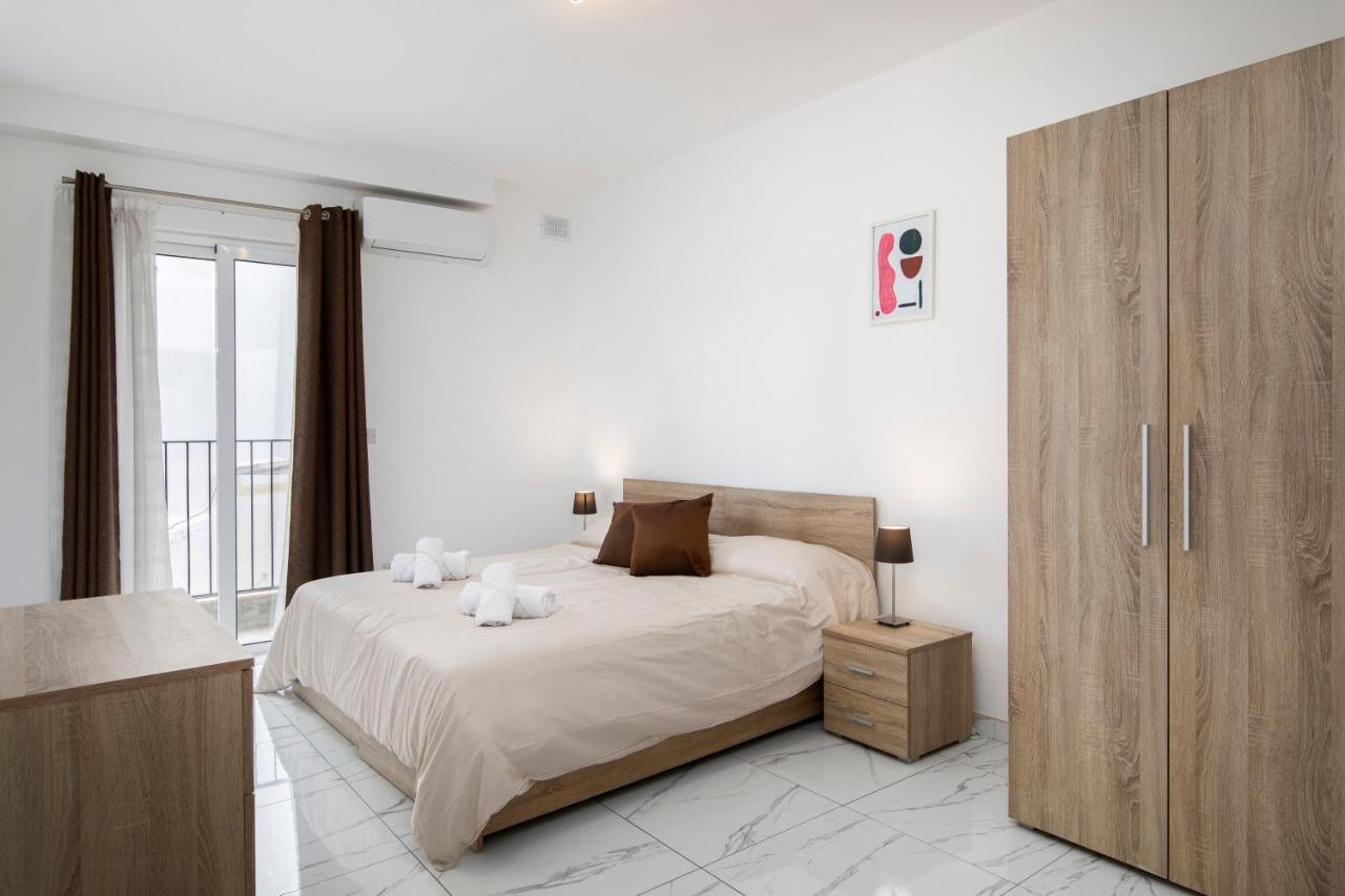 Sea View Apartment 2 Bedrooms 2 Bathrooms, 2 Minutes Away From The Sea Saint Julian's Eksteriør billede
