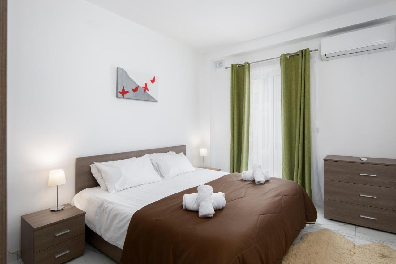 Sea View Apartment 2 Bedrooms 2 Bathrooms, 2 Minutes Away From The Sea Saint Julian's Eksteriør billede