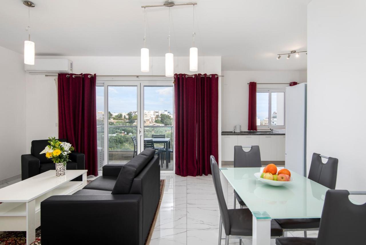 Sea View Apartment 2 Bedrooms 2 Bathrooms, 2 Minutes Away From The Sea Saint Julian's Eksteriør billede